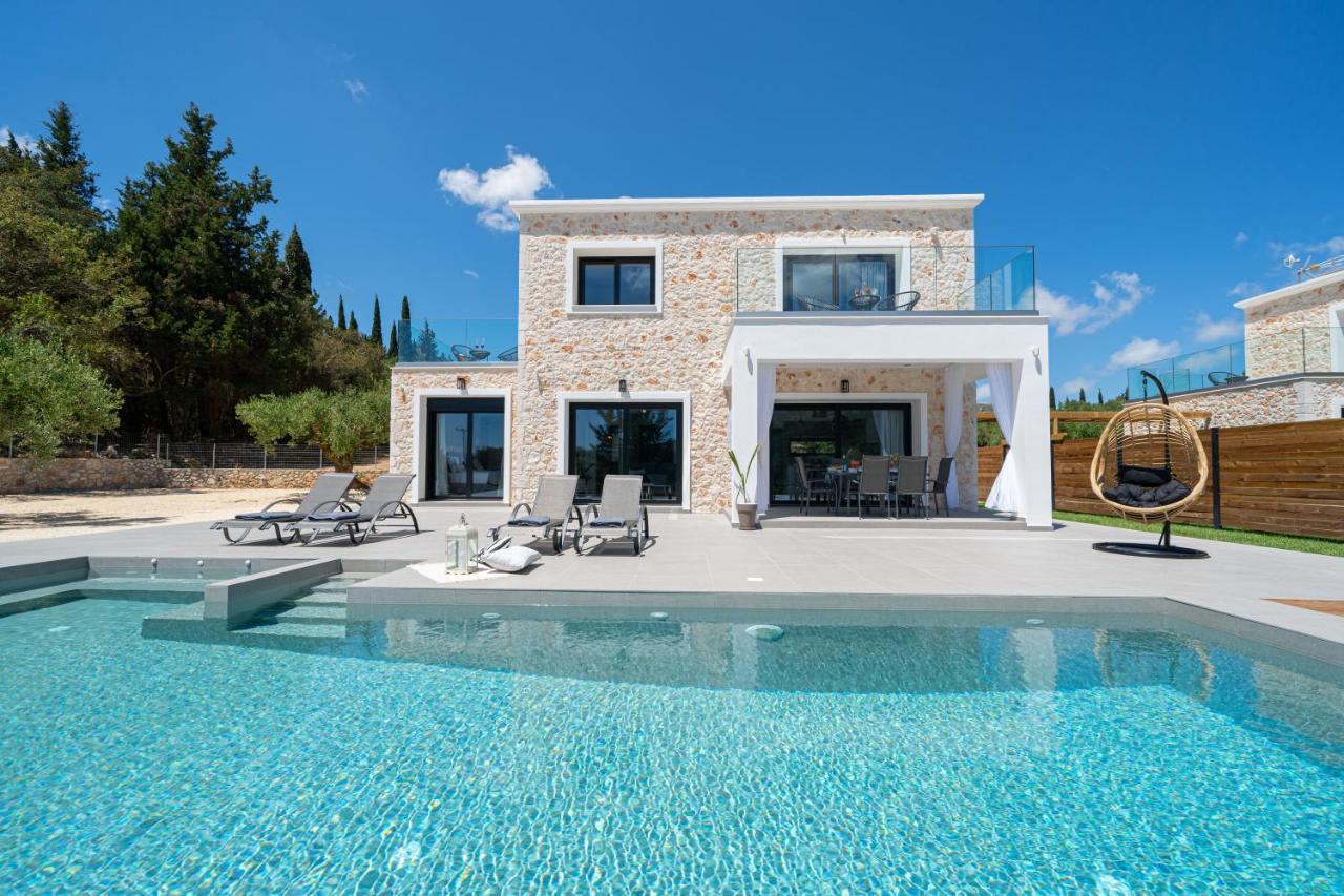 Diosas Luxury Villas Andipáta Buitenkant foto