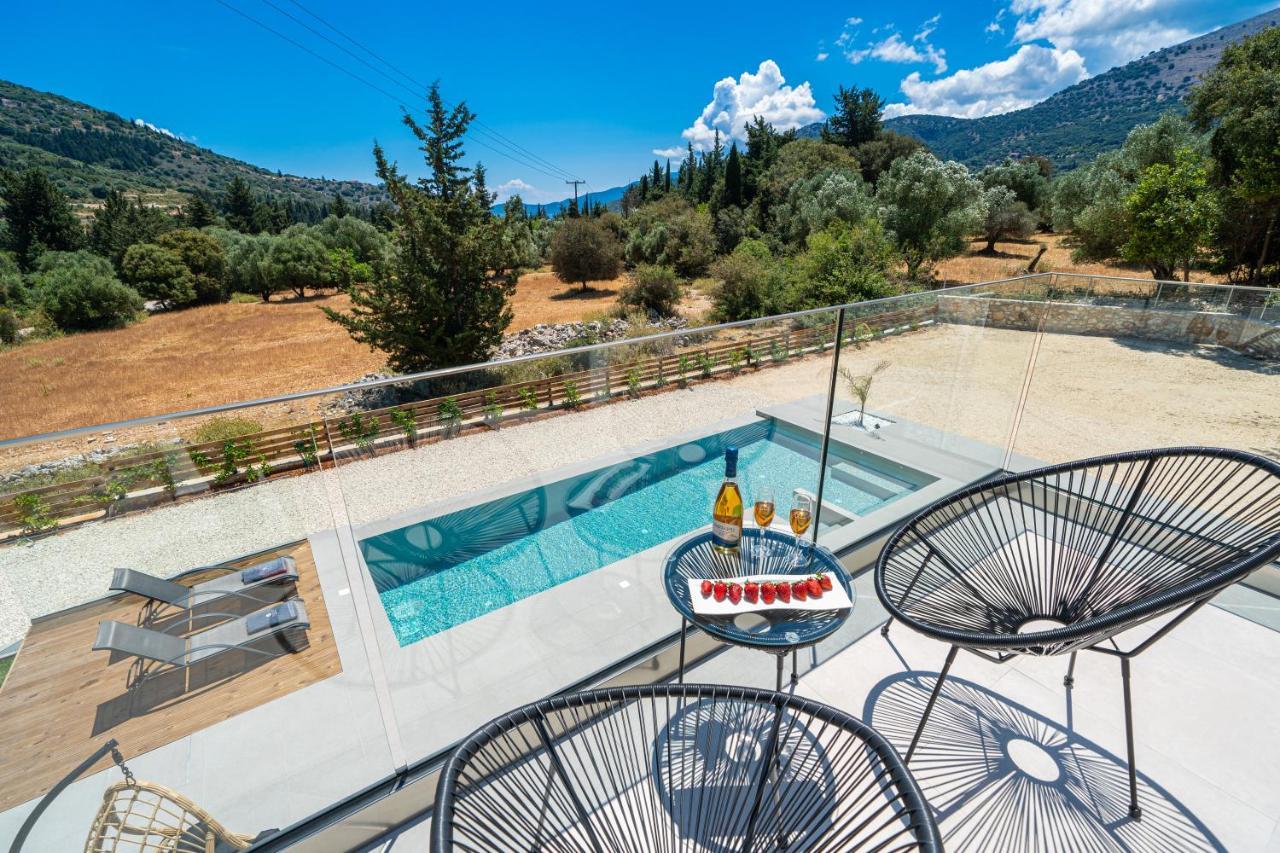 Diosas Luxury Villas Andipáta Buitenkant foto