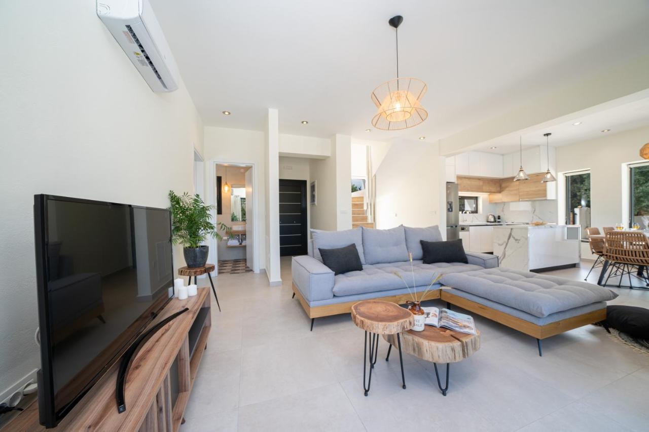 Diosas Luxury Villas Andipáta Buitenkant foto